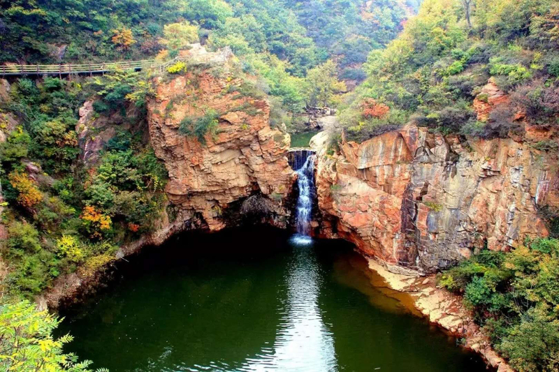 伏羲山大峡谷一日游